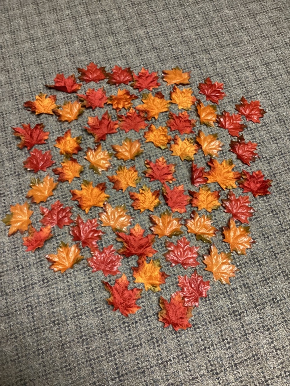 52 pcs. Fall Leaves Art Decor * NEW
